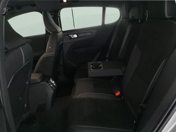 Volvo C40 Recharge 69kWh Ultimate (231 ps) - HK AUDIO - CARPLAY - SURROUND