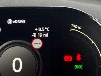 Mini Electric Hatch Cooper SE 32.6kWh Level 2 (184 ps) - HEATED SEATS - NAV - BLUETO