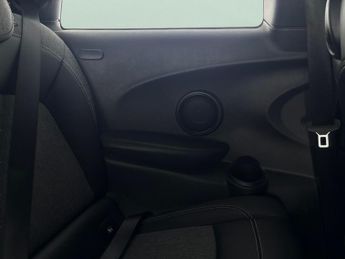 Mini Electric Hatch Cooper SE 32.6kWh Level 2 (184 ps) - HEATED SEATS - NAV - BLUETO