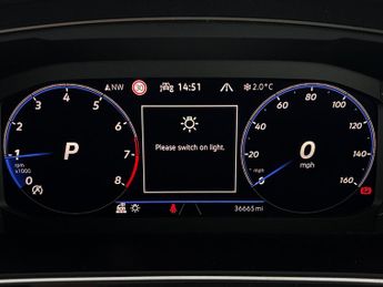 Volkswagen Tiguan 1.5 TSI R-Line DSG (150 ps) - HEATED STEERING - ASSISTANCE PACK 