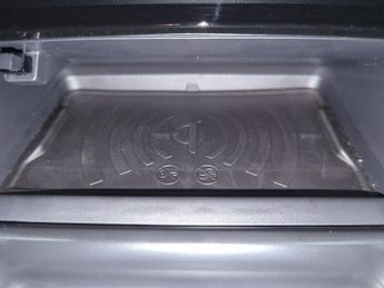 Peugeot E-2008 50kWh GT Premium (136 ps) - LED - REVERSE CAM - ALCANTARA