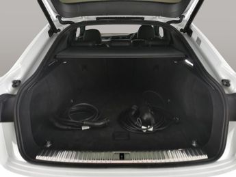 Audi e-tron 55 Black Edition Sportback quattro 95kWh (11kW Charger) (408 ps)