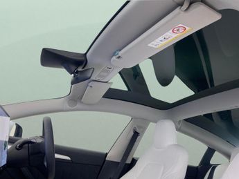 Tesla Model 3 Standard Range Plus RWD (241 bhp) - PARK ASSIST - LED - REVERSE 