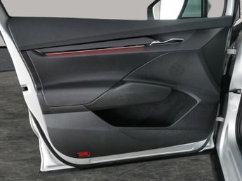 Skoda Enyaq 62kWh 60 (DC120kW) (179 ps) - NAV - LEATHER - WIFI