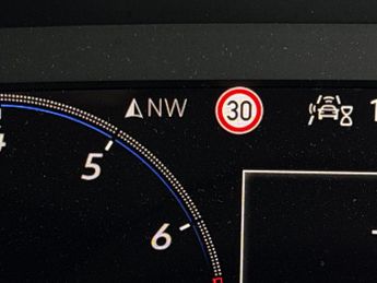 Volkswagen Tiguan 1.5 TSI R-Line DSG (150 ps) - HEATED STEERING - ASSISTANCE PACK 