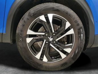 Peugeot E-2008 50kWh GT (7kW Charger) (136 ps) - LED - REVERSE CAM - NAV