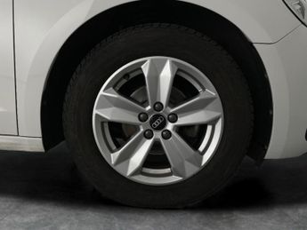 Audi A1 1.0 TFSI 25 Technik Sportback S Tronic (95 ps) - CRUISE - DIGITA