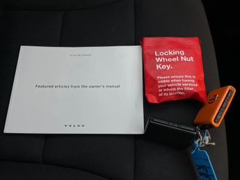 Volvo XC40 1.5h T4 Recharge 10.7kWh Core Plug-in (211 ps) - LED - LANE DEPA