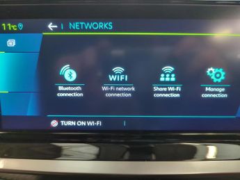 Peugeot E-2008 50kWh GT Premium (136 ps) - LED - REVERSE CAM - ALCANTARA