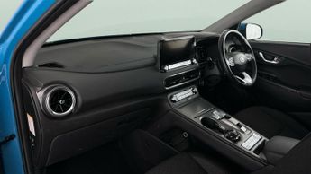 Hyundai Kona 39kWh Premium (10.5kW Charger) (136 ps) - HEATED SEATS - HEATED 