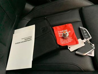 BMW 3 Series 2.0 330e 12kWh M Sport Plug-in (292 ps) - ACOUSTIC GLAZING