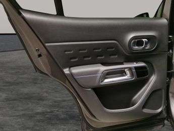 Citroen C5 Aircross 1.2 PureTech Shine EAT8 (130 ps) - REVERSE CAM - ALCANTARA - NAV