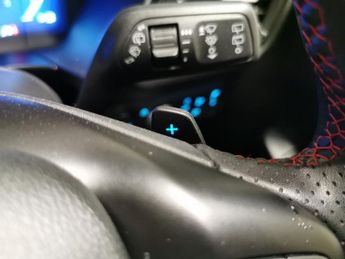 Ford Kuga 1.5 EcoBlue ST-Line X Edition (120 ps) - NAV - HEATED STEERING -