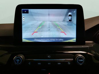 Ford Kuga 1.5 EcoBlue ST-Line X Edition (120 ps) - NAV - HEATED STEERING -