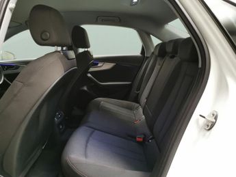 Audi A4 35 TFSI Technik S Tronic [Comfort+Sound] - REVERSE CAM - HEATED 