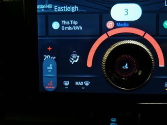 Ford Mustang Mach-e Standard Range 70kWh Automatic (269 ps) - REVERSE CAM - HEATED S