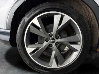 Audi Q4 E-tron 150kW 40 82kWh S Line [C+S/Tech Pack] - ADAPT CRUISE - CARPLAY -