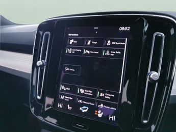 Volvo XC40 1.5h T4 Recharge 10.7kWh Plus Plug-in (211 ps) - KEYLESS ENTRY