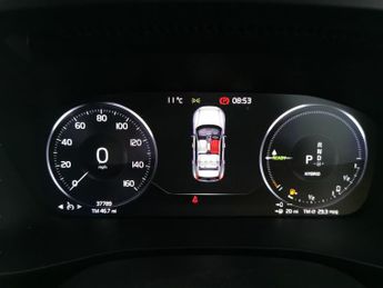 Volvo XC40 1.5h T4 Recharge 10.7kWh Plus Plug-in (211 ps) - SURROUND VIEW