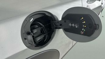 Mini Electric Hatch Cooper SE 32.6kWh Level 3 (184 ps) - HEATED SEATS - INTERIOR LIG