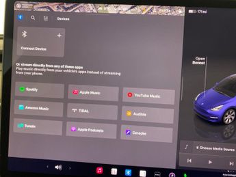 Tesla Model Y (Dual Motor) Long Range 4WDE (384 bhp) - HEATED STEERING
