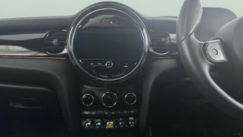 Mini Electric Hatch Cooper SE 32.6kWh Level 3 (184 ps) - HEATED SEATS - INTERIOR LIG