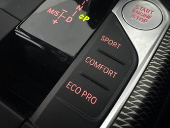 BMW 3 Series 2.0 320d M Sport (190 ps) - REVERSE CAM - HEATED SEATS - NAV