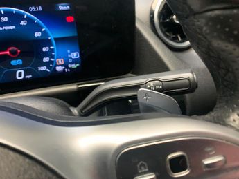 Mercedes-Benz GLA 1.3 GLA250e 15.6kWh Exclusive Edition Plug-in 8G-DCT (218 ps) - 