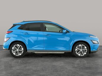 Hyundai Kona 39kWh Premium (10.5kW Charger) (136 ps) - HEATED SEATS - HEATED 