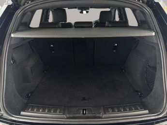 Land Rover Range Rover Evoque 1.5 P300e 12.2kWh R-Dynamic S Plug-in 4WD (309 ps) - LANE DEPART