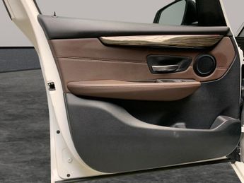 BMW 2 Series Active Tourer 1.5 218i Luxury DCT (140 ps) - PARK SENSORS - REVERSE CAM - LUMB