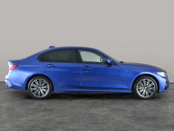 BMW 3 Series 2.0 330e 12kWh M Sport Plug-in (292 ps) - LED - NAV - HEATED SEA