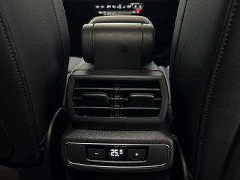 Audi Q4 E-tron 150kW 40 82kWh S Line [C+S/Tech Pack] - ADAPT CRUISE - CARPLAY -