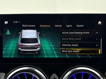 Mercedes-Benz EQB EQB 300 66.5kWh AMG Line 4MATIC (228 ps) - LED - REVERSE CAM - 7