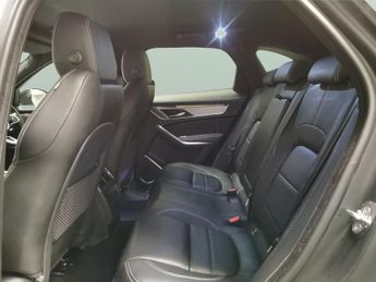 Jaguar F-PACE 2.0 D200 MHEV R-Dynamic SE AWD (204 ps) - CARPLAY - KEYLESS ENTR