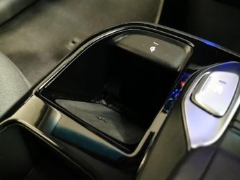 Hyundai Ioniq 38.3kWh Premium (136 ps) - REVERSE CAM - NAV - HEATED SEATS