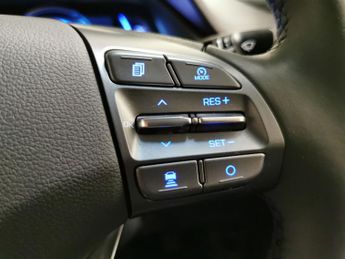 Hyundai Ioniq 38.3kWh Premium (136 ps) - REVERSE CAM - NAV - HEATED SEATS