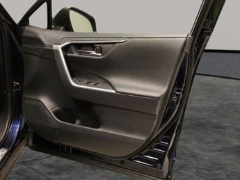 Toyota RAV4 2.5 VVT-h GPF Design CVT (218 ps) - REVERSE CAM - NAV - LANE TRA