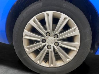 Peugeot 308 SW 1.5 BlueHDi Allure EAT 8 Spd (130 ps) - PARK SENSORS - CLIMATE C