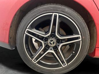 Mercedes-Benz CLA 1.3 CLA180 AMG Line (Executive) Shooting Brake 7G-DCT (136 ps) -