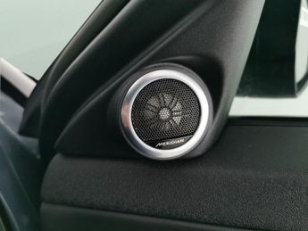 Land Rover Range Rover Evoque 1.5 P300e 12.2kWh R-Dynamic HSE Plug-in 4WD (309 ps) - MERIDIAN 