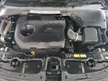 Land Rover Range Rover Evoque 1.5 P300e 12.2kWh R-Dynamic HSE Plug-in 4WD (309 ps) - MERIDIAN 