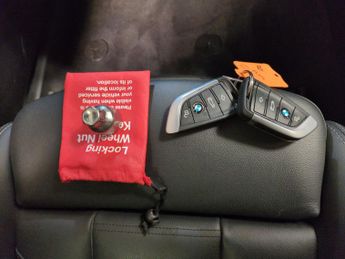 BMW iX3 80kWh Premier Edition Pro (286 ps) - SURROUND VIEW - DRIVING ASS