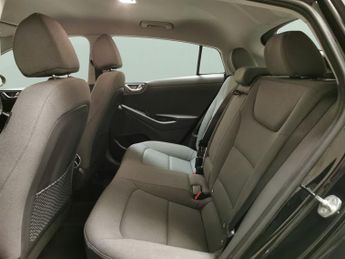 Hyundai Ioniq 38.3kWh Premium (136 ps) - REVERSE CAM - NAV - HEATED SEATS