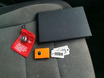 Volvo XC40 1.5h T4 Recharge 10.7kWh Core Plug-in (211 ps) - LED - LANE DEPA