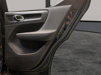 Volvo XC40 1.5h T4 Recharge 10.7kWh Inscription Plug-in (211 ps) - SENSUS S