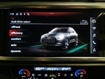 Audi Q3 1.5 TFSI CoD 35 Black Edition S Tronic (150 ps) - BLUETOOTH - CR