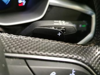 Audi Q3 1.5 TFSI CoD 35 Black Edition S Tronic (150 ps) - BLUETOOTH - CR