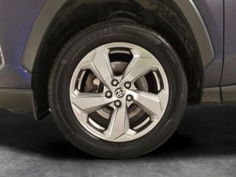 Toyota RAV4 2.5 VVT-h GPF Design CVT (218 ps) - REVERSE CAM - NAV - LANE TRA