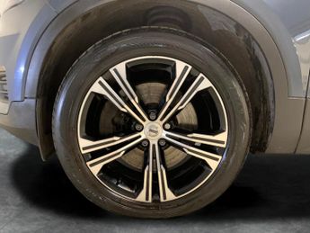 Volvo XC40 1.5h T4 Recharge 10.7kWh Inscription Plug-in (211 ps) - SENSUS S